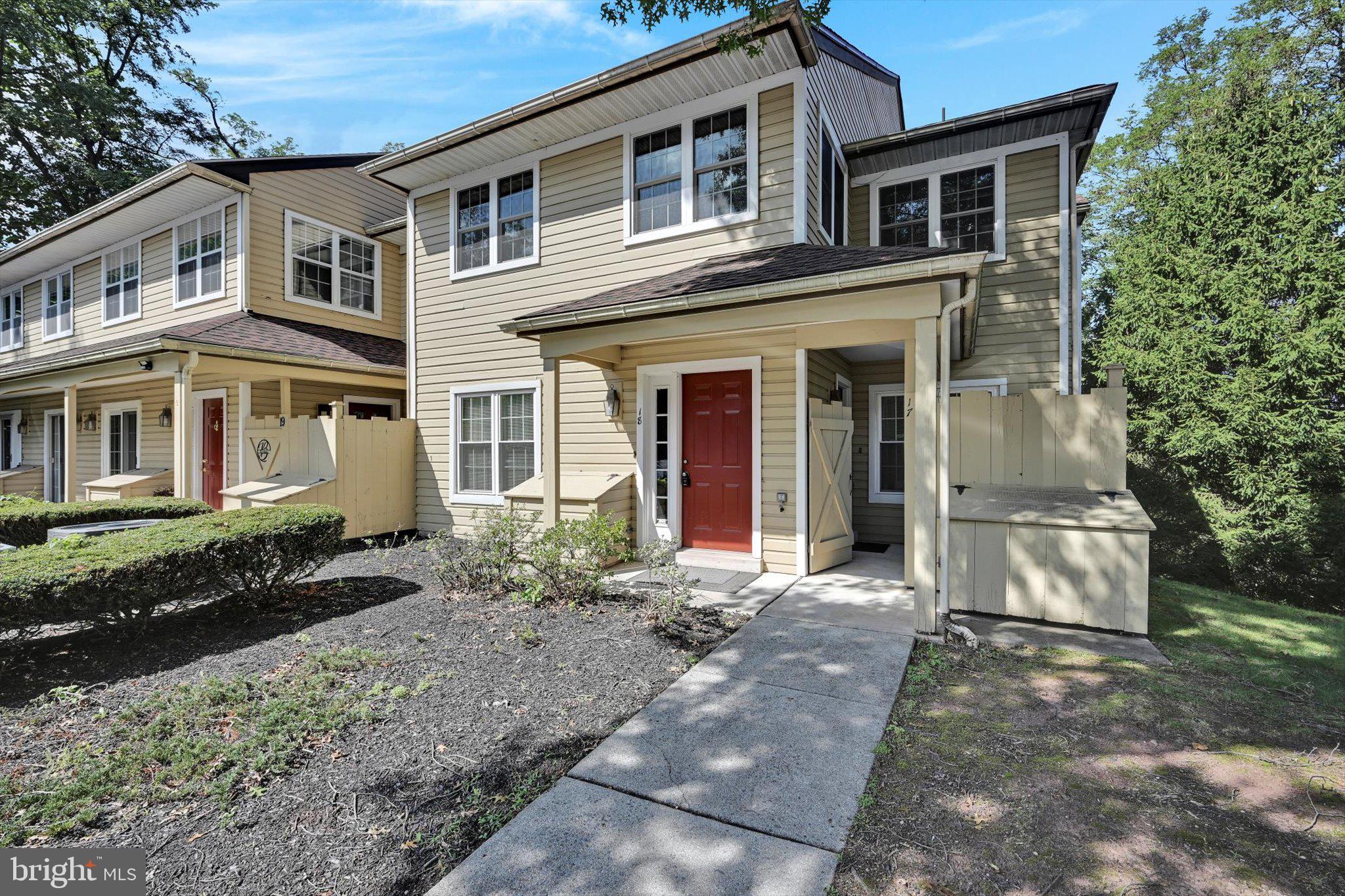 18 Tanglewood Drive Reading, PA 19607 - Photo 3 of 27