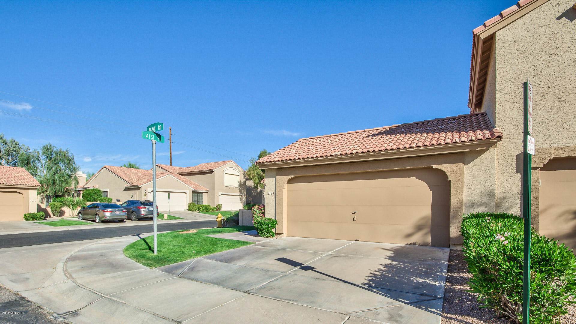 4114 East Agave Road Phoenix, AZ 85044 - Photo 7 of 28 03