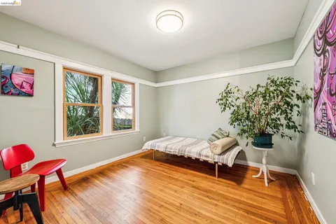 $695,000 | 1066 Bayview Avenue, Oakland, CA 94610