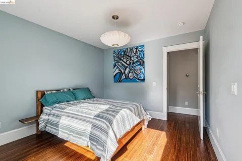 $695,000 | 1066 Bayview Avenue, Oakland, CA 94610