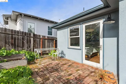 $695,000 | 1066 Bayview Avenue, Oakland, CA 94610