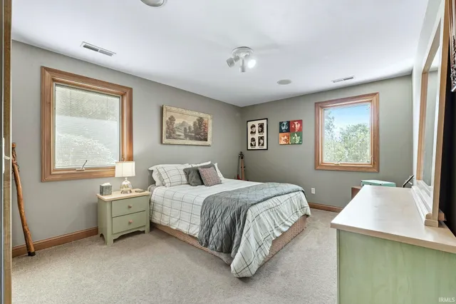 $900,000 | 5937 County Road 427, Auburn, IN 46706