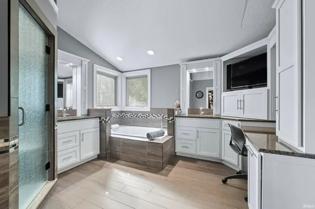 $900,000 | 5937 County Road 427, Auburn, IN 46706