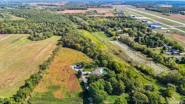 $900,000 | 5937 County Road 427, Auburn, IN 46706