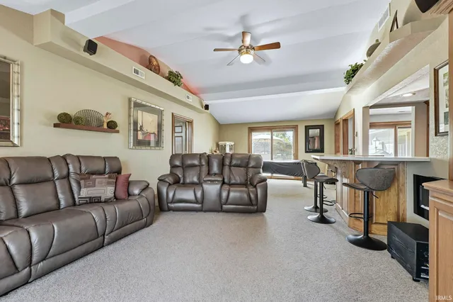 $900,000 | 5937 County Road 427, Auburn, IN 46706