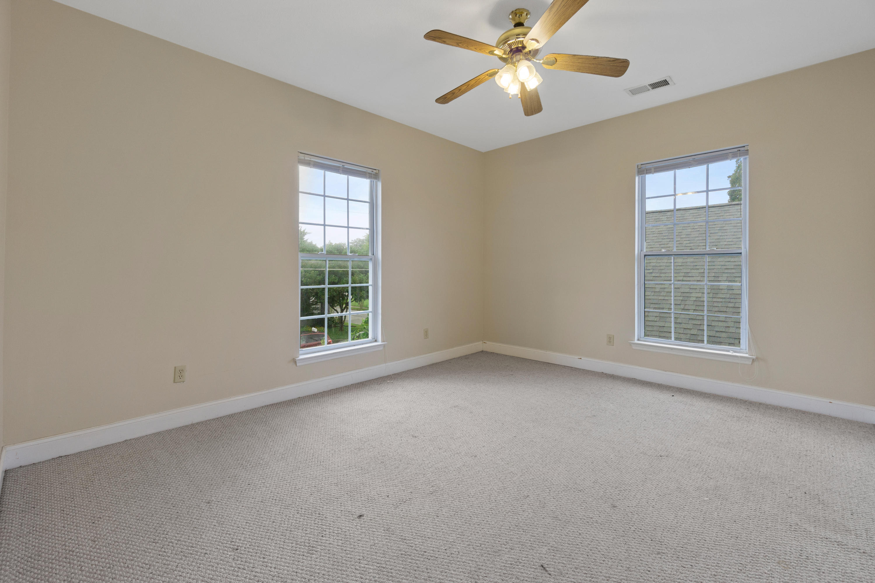 1803 Chamberlain Avenue Chattanooga, TN 37404 - Photo 4 of 32 1803 Chamberlain Ave-36