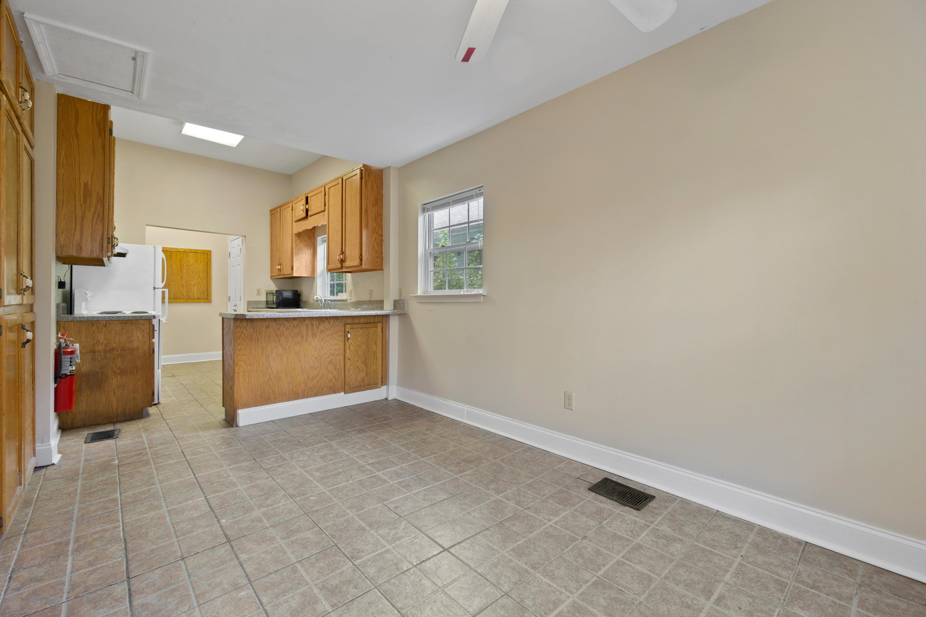 1803 Chamberlain Avenue Chattanooga, TN 37404 - Photo 10 of 32 1803 Chamberlain Ave-19