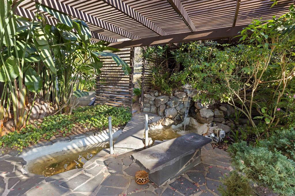 1520 Via Rancho Parkway Escondido, CA 92029 - Photo 12 of 60