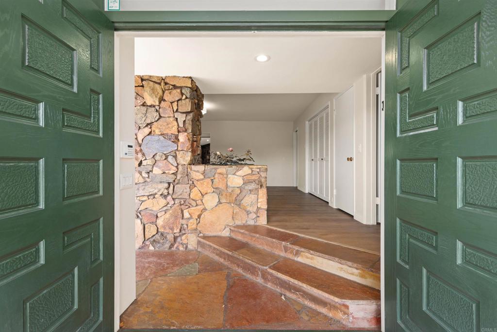 1520 Via Rancho Parkway Escondido, CA 92029 - Photo 14 of 60