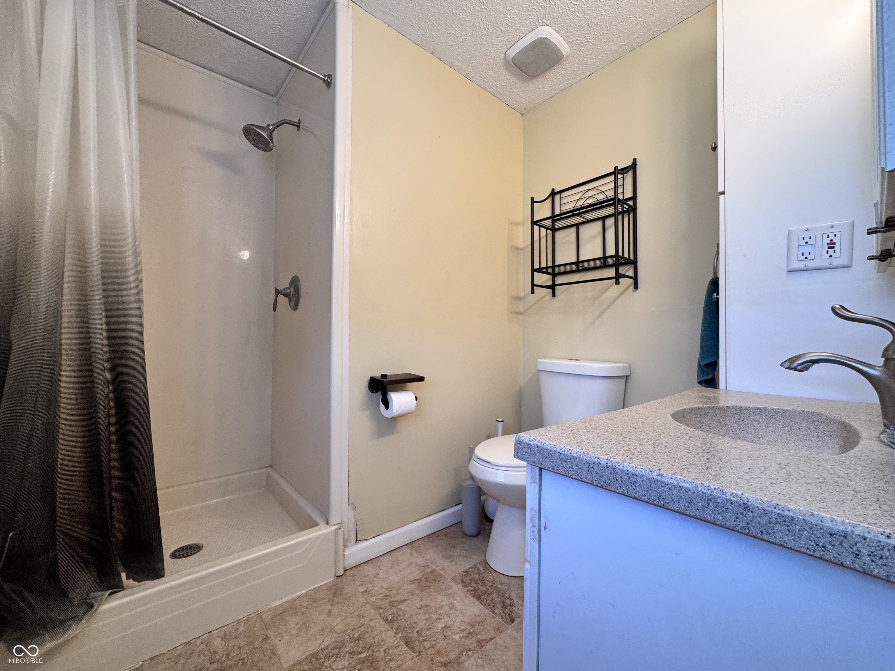 5218 Fletcher Street Anderson, IN 46013 - Photo 14 of 18