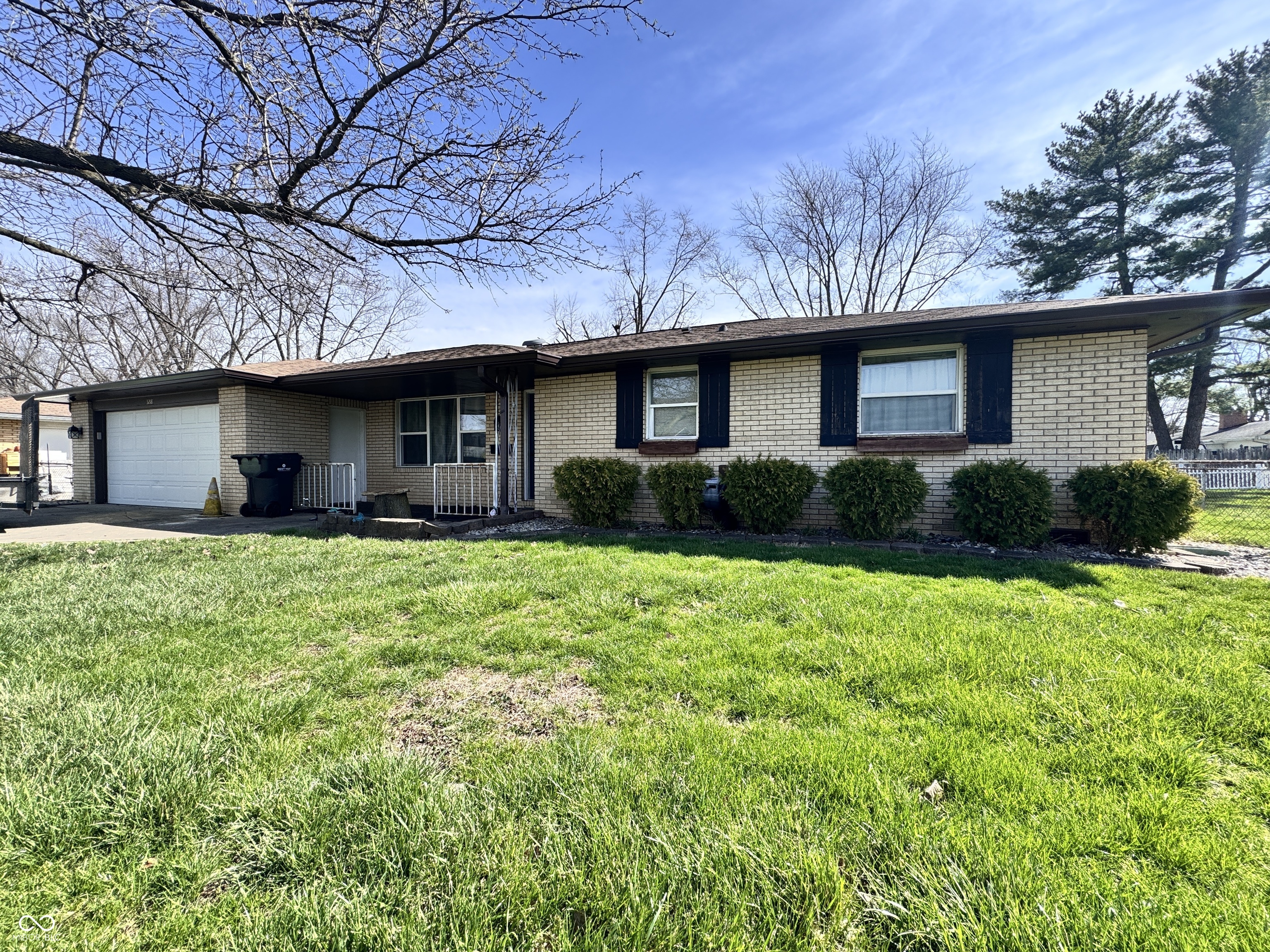 5218 Fletcher Street Anderson, IN 46013 - Photo 2 of 18