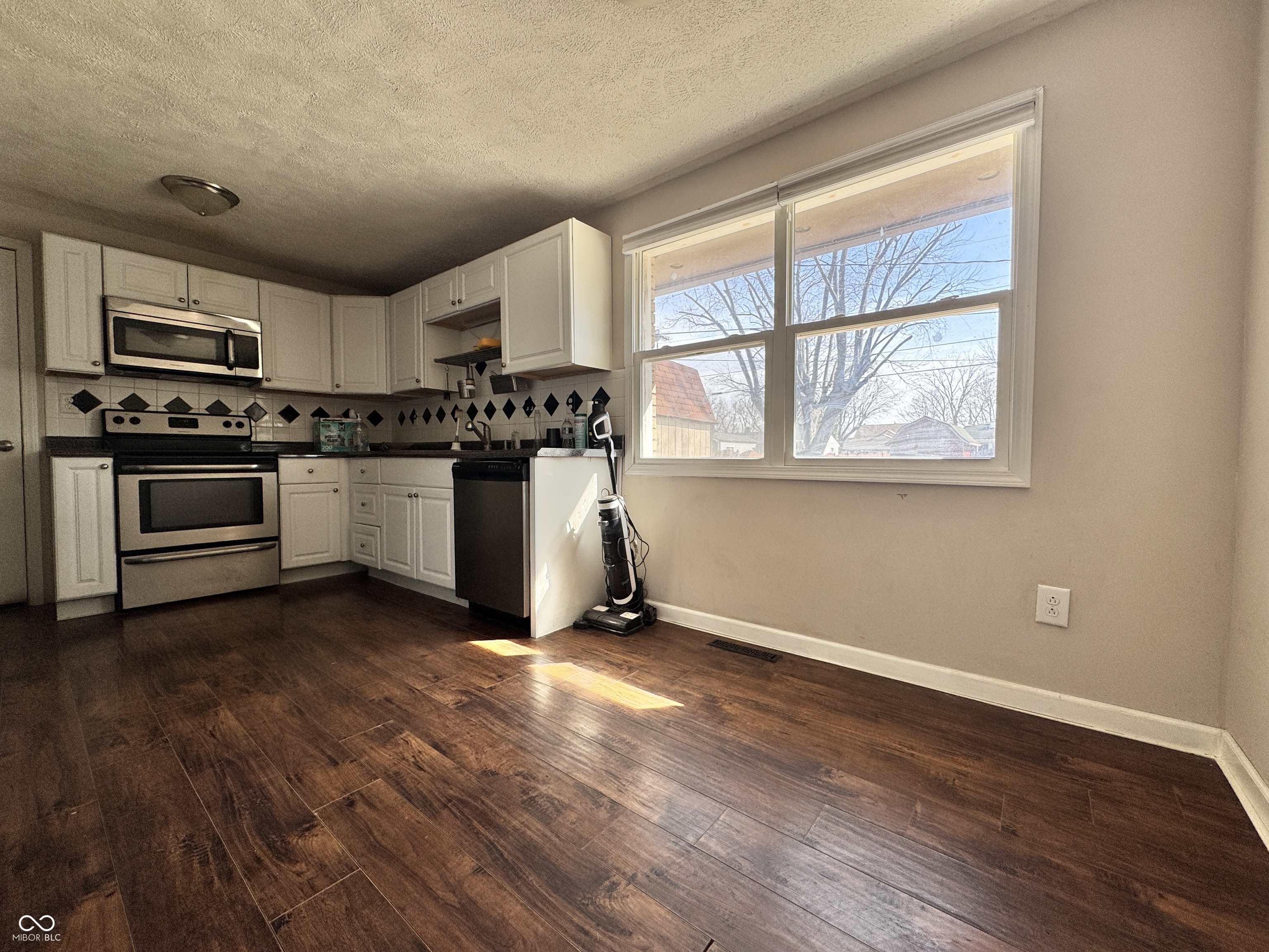 5218 Fletcher Street Anderson, IN 46013 - Photo 5 of 18