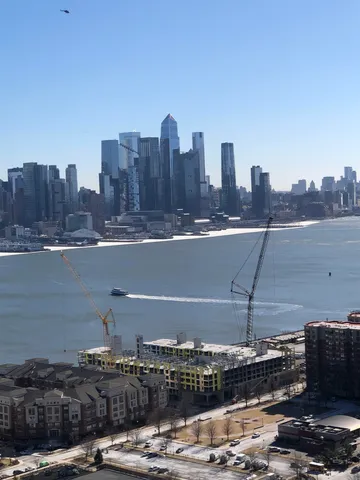 $3,450 | 5701 JFK Boulevard East, Unit 20G, West New York, NJ 07093