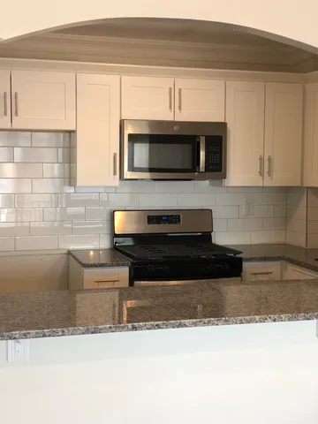 $3,450 | 5701 JFK Boulevard East, Unit 20G, West New York, NJ 07093