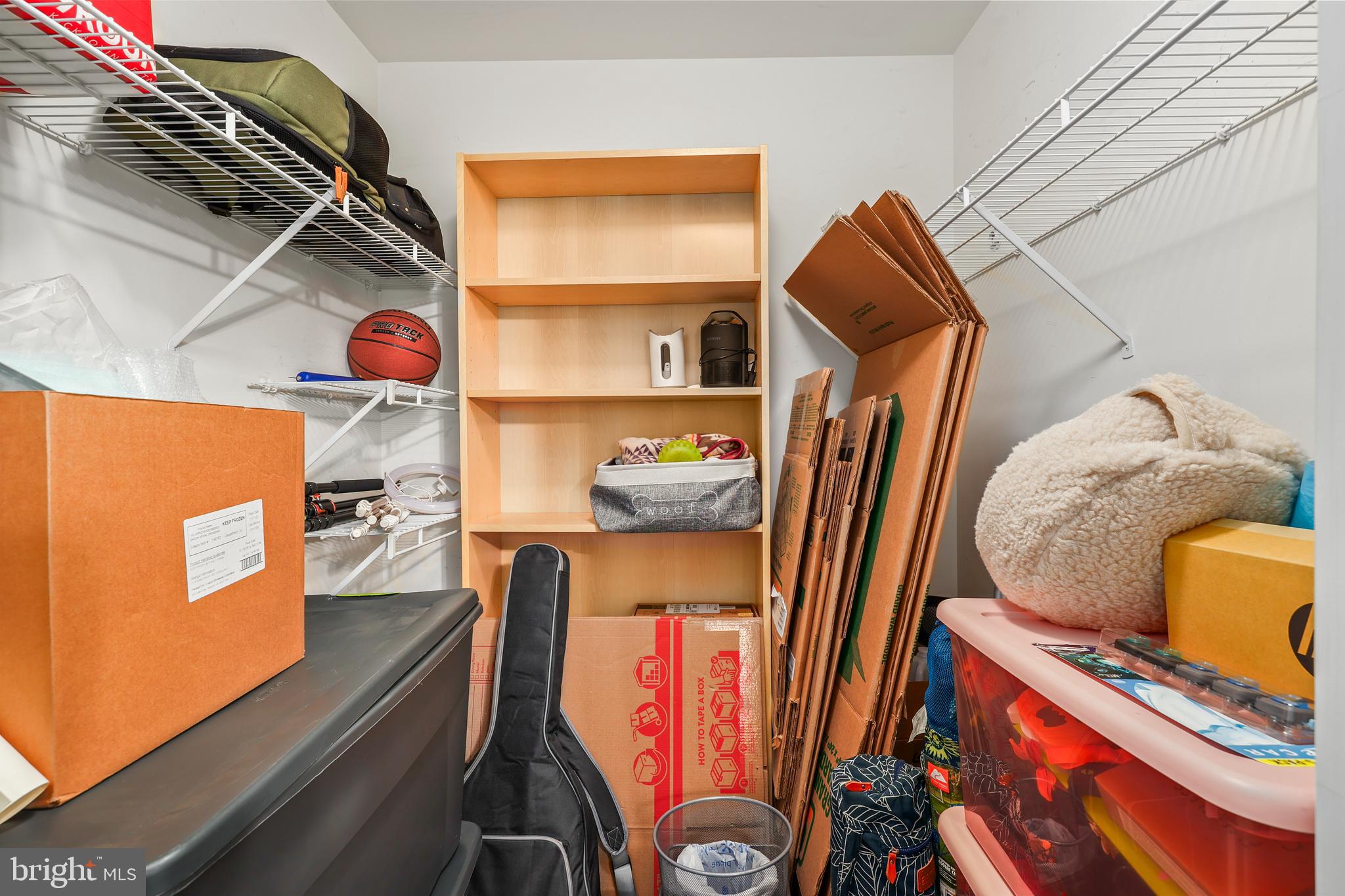 14197 Cuddy Loop, Unit 104 Woodbridge, VA 22193 - Photo 18 of 33 a utility room with dryer and washer