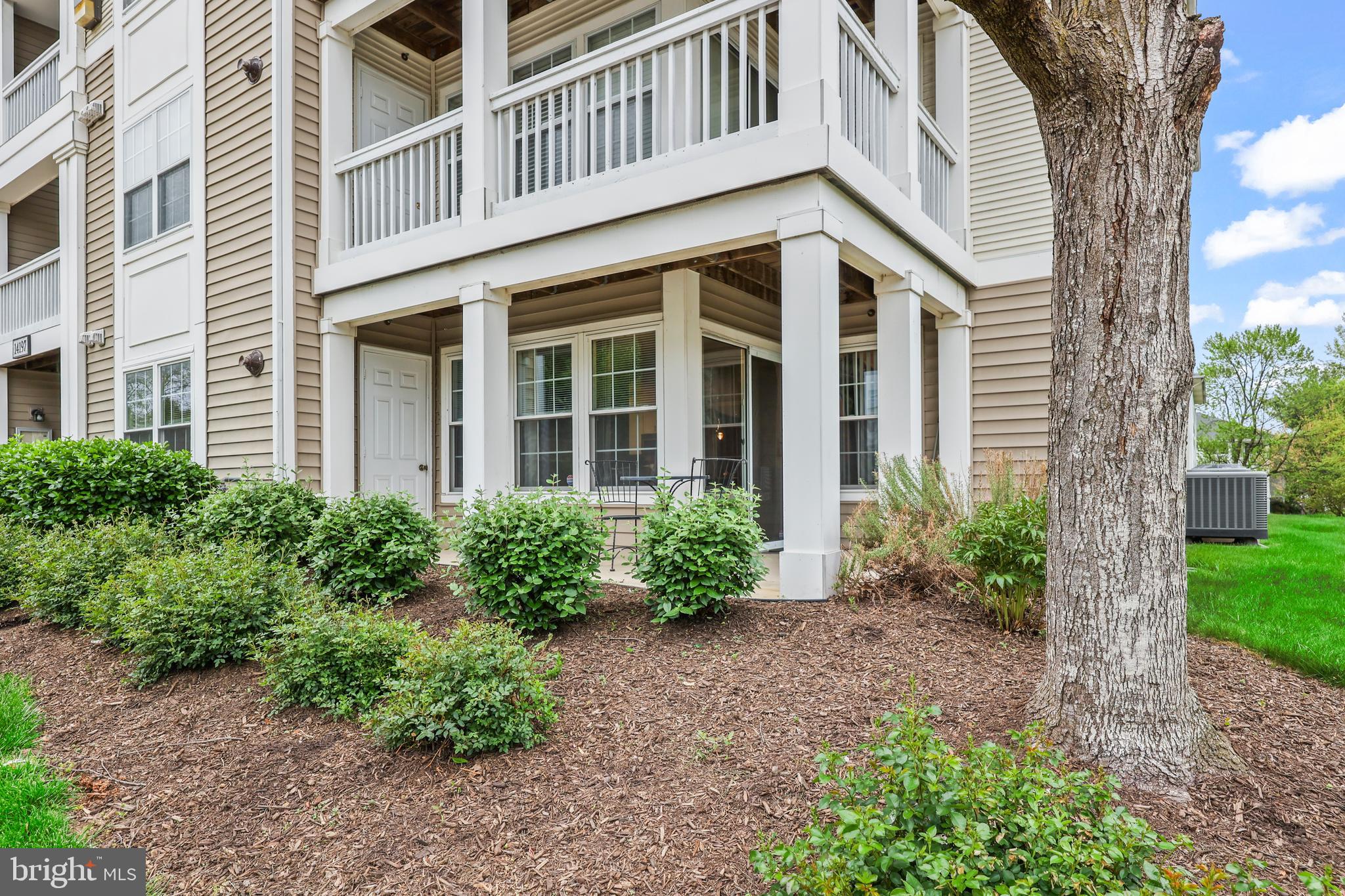 14197 Cuddy Loop, Unit 104 Woodbridge, VA 22193 - Photo 27 of 33 front view of a house