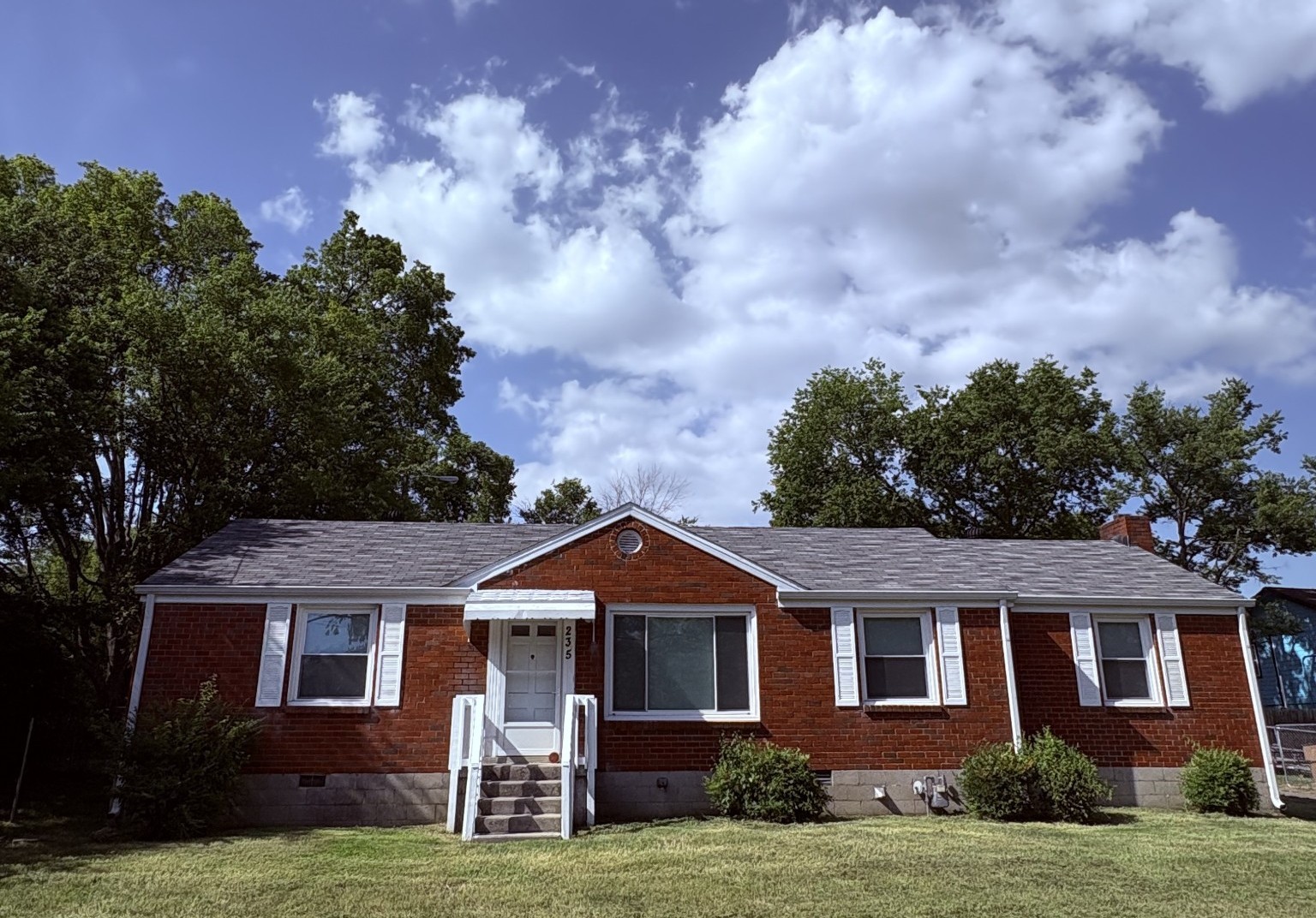 235 Madison Boulevard Madison, TN 37115 - Photo 7 of 27