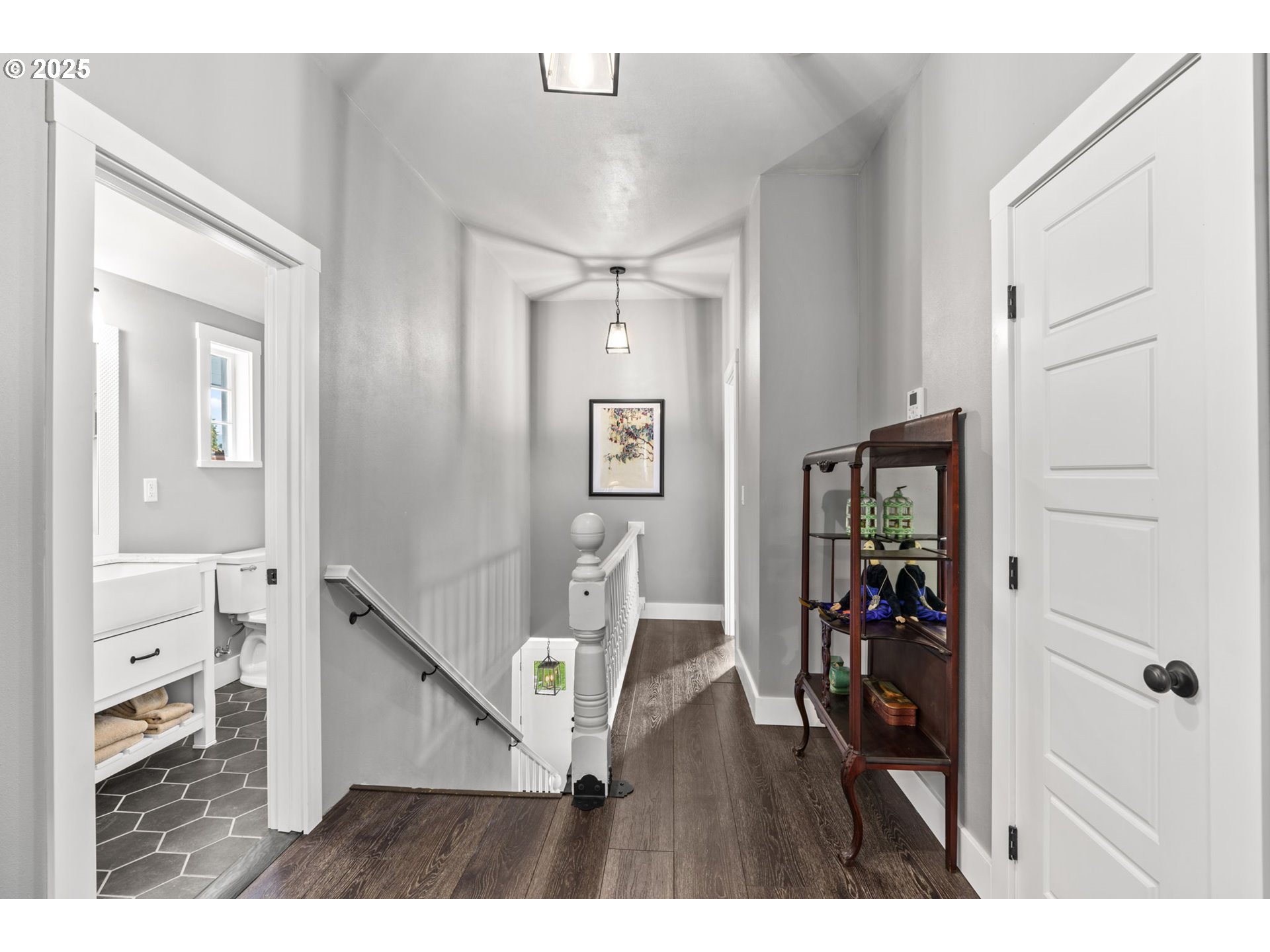335 North H Street Cottage Grove, OR 97424 - Photo 25 of 45 a view interior of a house and natural light
