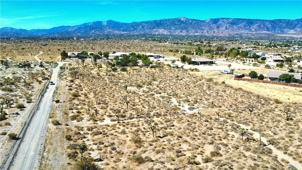 1 Evergreen Road Pinon Hills, CA 92372 - Photo 12 of 45 Gallery Image 12