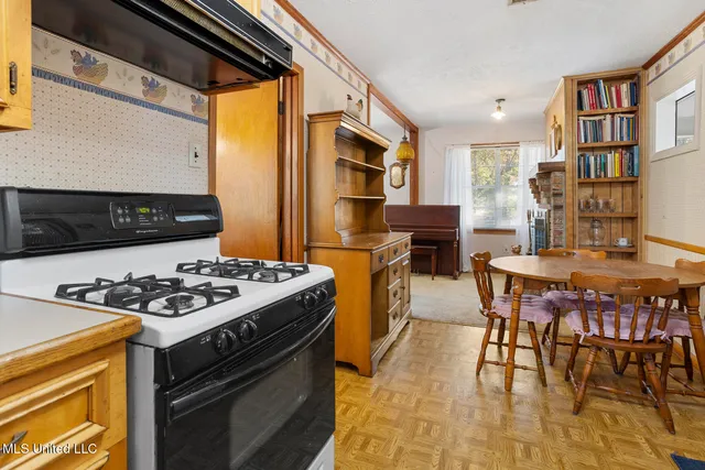 $147,500 | 1966 Gloria Drive, Pearl, MS 39208