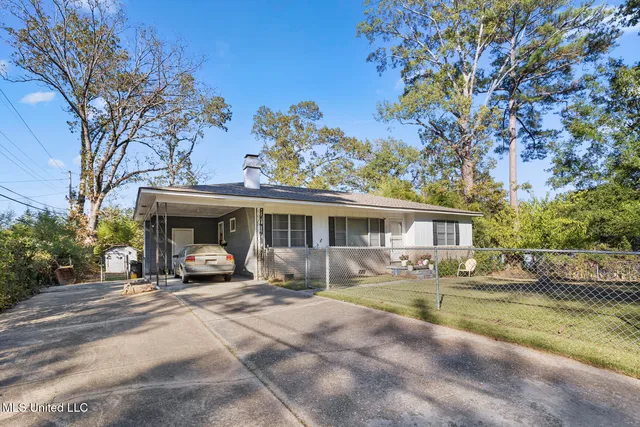 $147,500 | 1966 Gloria Drive, Pearl, MS 39208