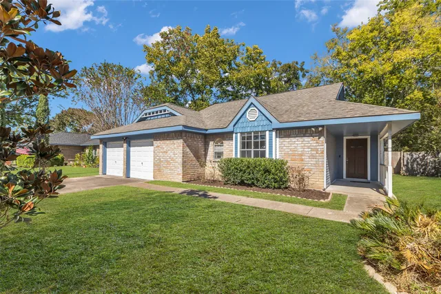 $286,125 | 13707 Eastbourne Drive, Houston, TX 77034