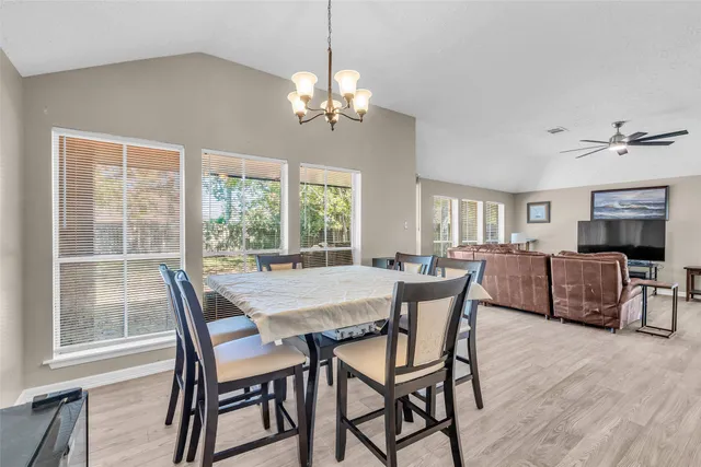 $286,125 | 13707 Eastbourne Drive, Houston, TX 77034