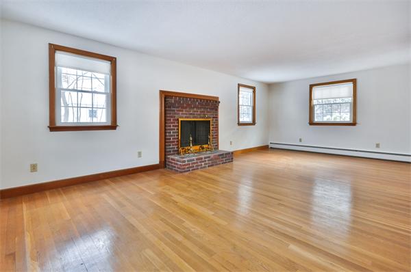 168 Old Post Road Walpole, MA 02081 - Photo 12 of 26 Gallery Image 12
