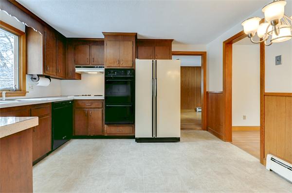 168 Old Post Road Walpole, MA 02081 - Photo 6 of 26 Gallery Image 6