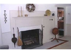27 Horace Greeley Road Amherst, NH 03031 - Photo 4 of 9