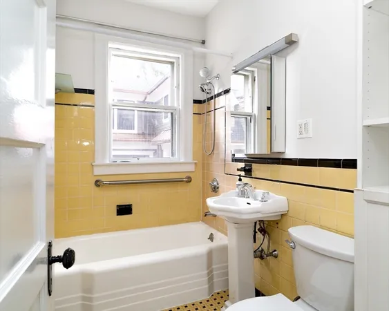 $3,875 | 79 Naples Road, Unit 1, Brookline, MA 02446