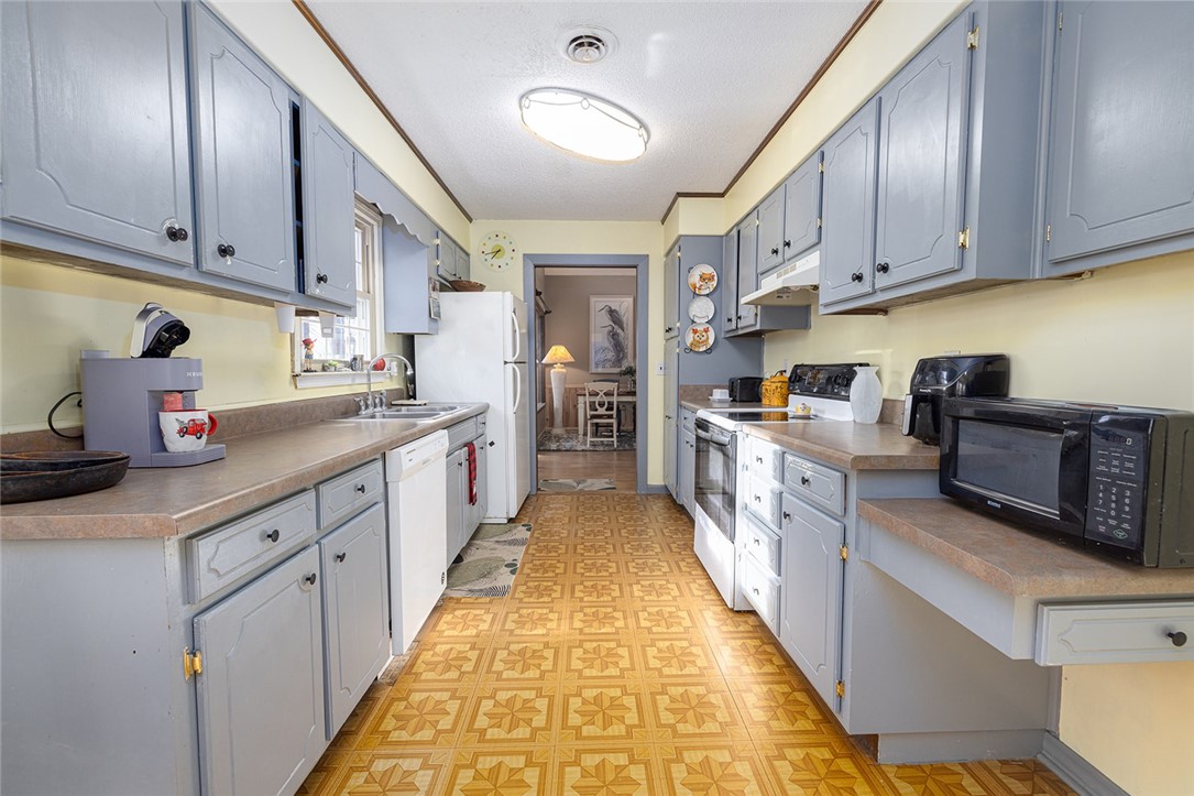 616 Point Road Westminster, SC 29693 - Photo 6 of 25 Gallery Image 6