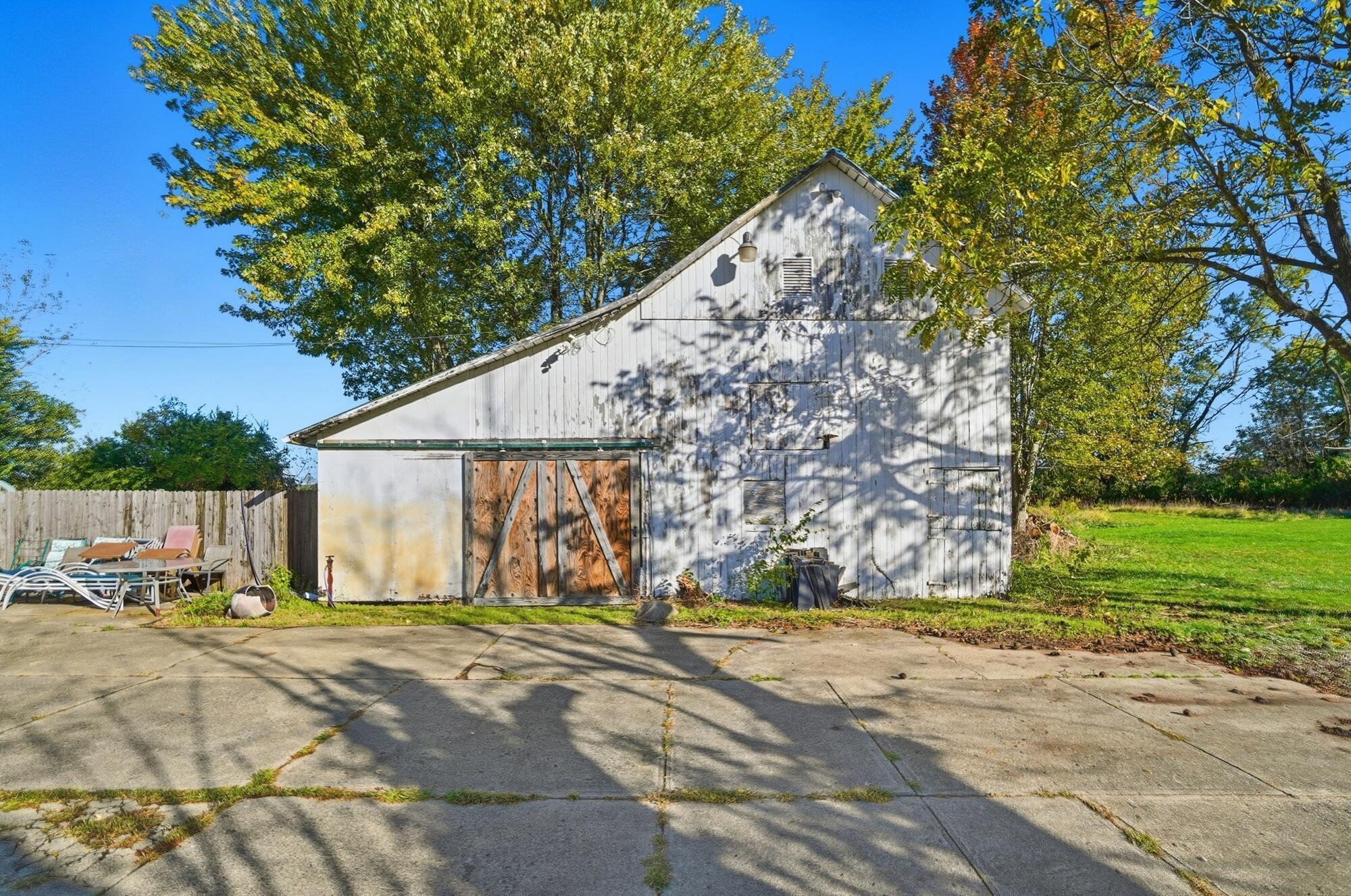 7750 Alkire Road Galloway, OH 43119 - Photo 9 of 49 259