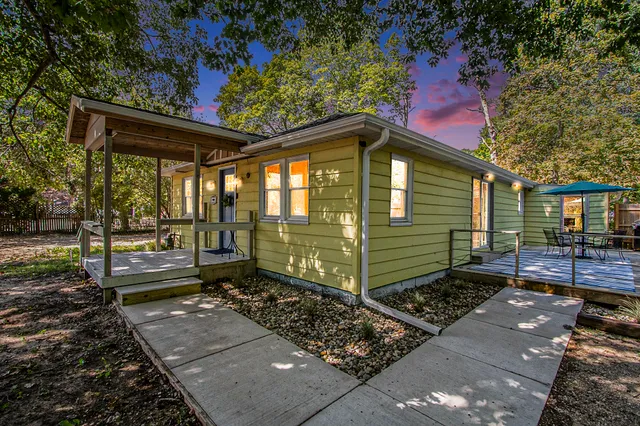 $248,000 | 3481 Dearborn Place, Coloma, MI 49038