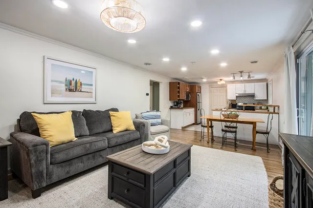 $248,000 | 3481 Dearborn Place, Coloma, MI 49038