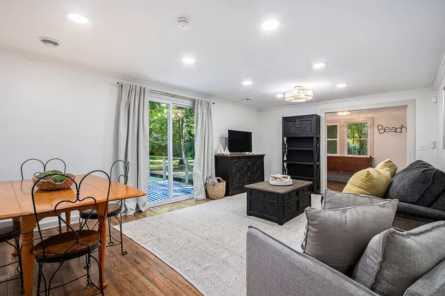 $248,000 | 3481 Dearborn Place, Coloma, MI 49038