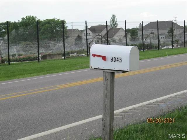 $585,000 | 9045 Hwy Dd, O'Fallon, MO 63368