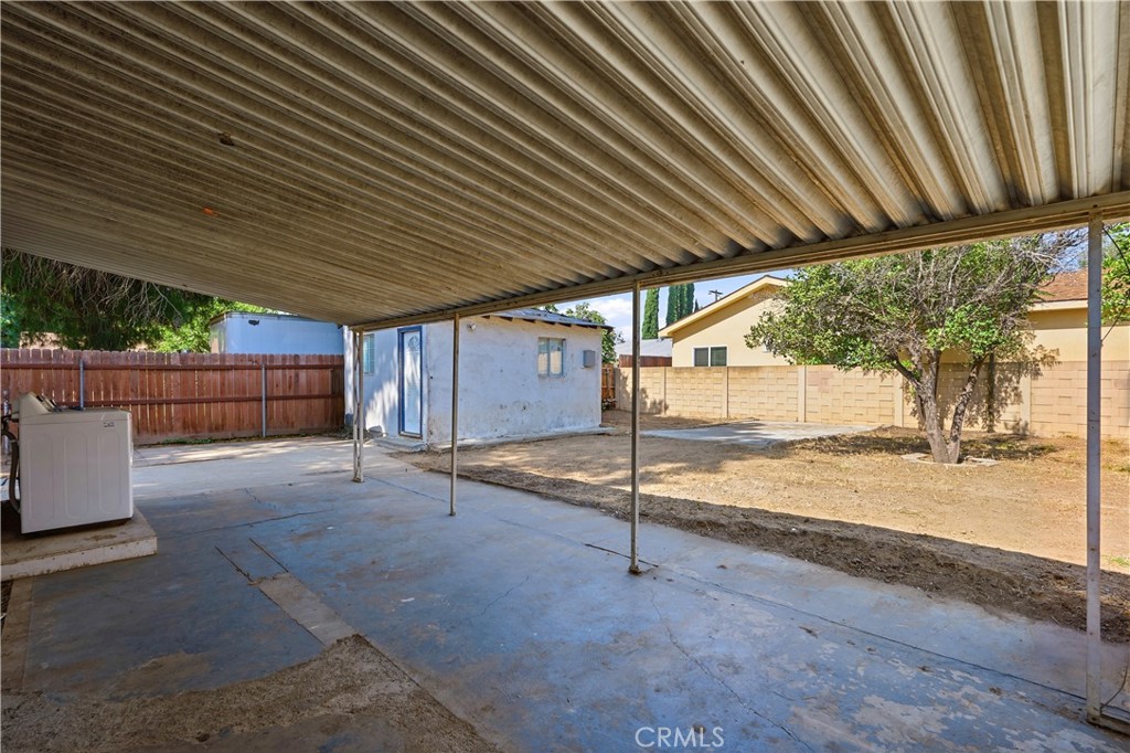19238 Strathern Street Reseda, CA 91335 - Photo 31 of 34