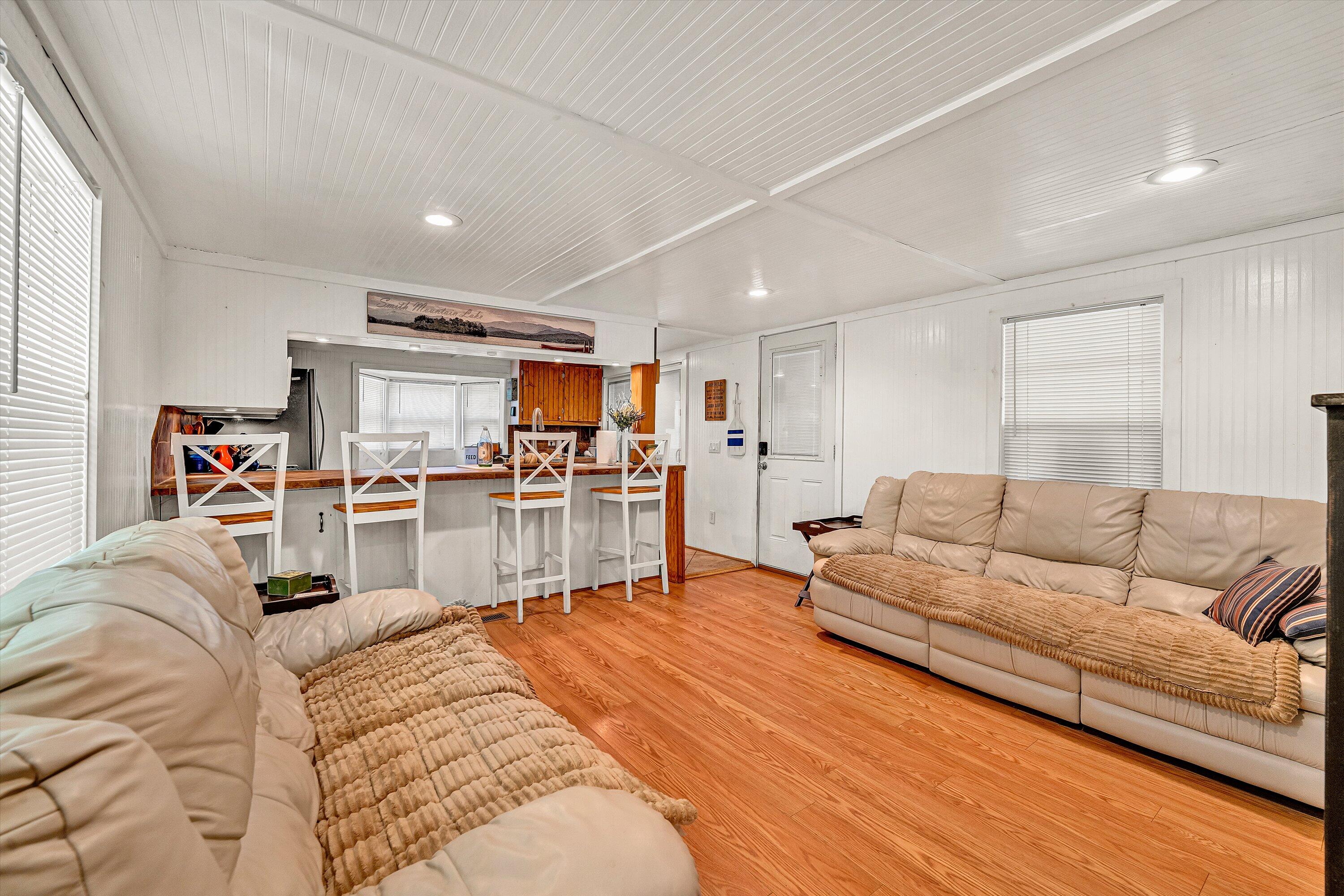 208 Munsons Road Penhook, VA 24137 - Photo 14 of 49 31-SGM-76