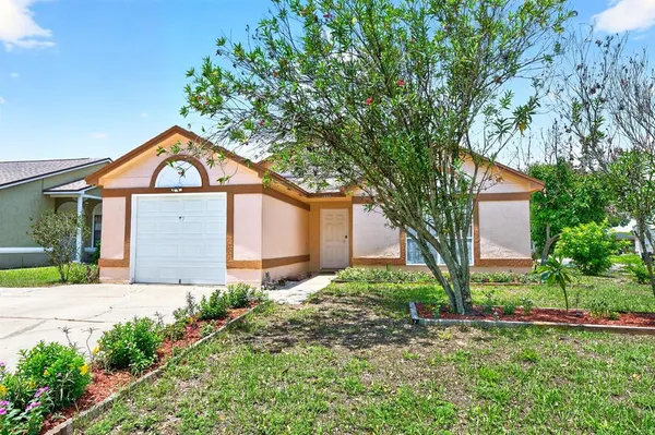 $299,900 | 1950 Sheeler Oaks Drive, Apopka, FL 32703