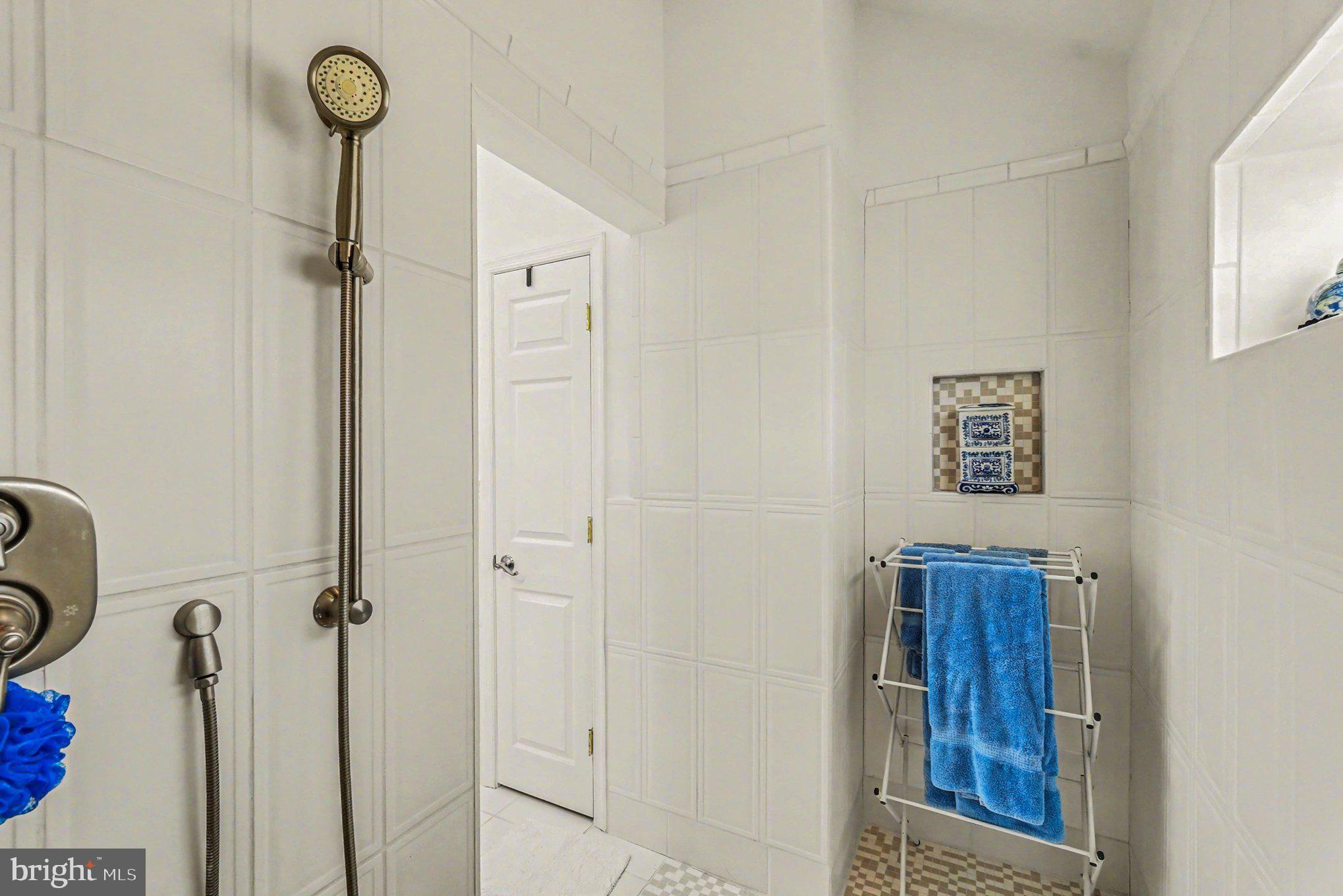 112 Midway Drive Earleville, MD 21919 - Photo 21 of 47 a view of a hallway with closet