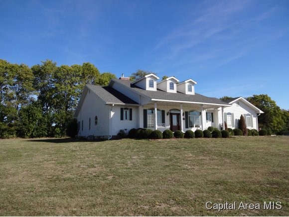 7011 Mansion Road Chatham, IL 62629 - Photo 3 of 24