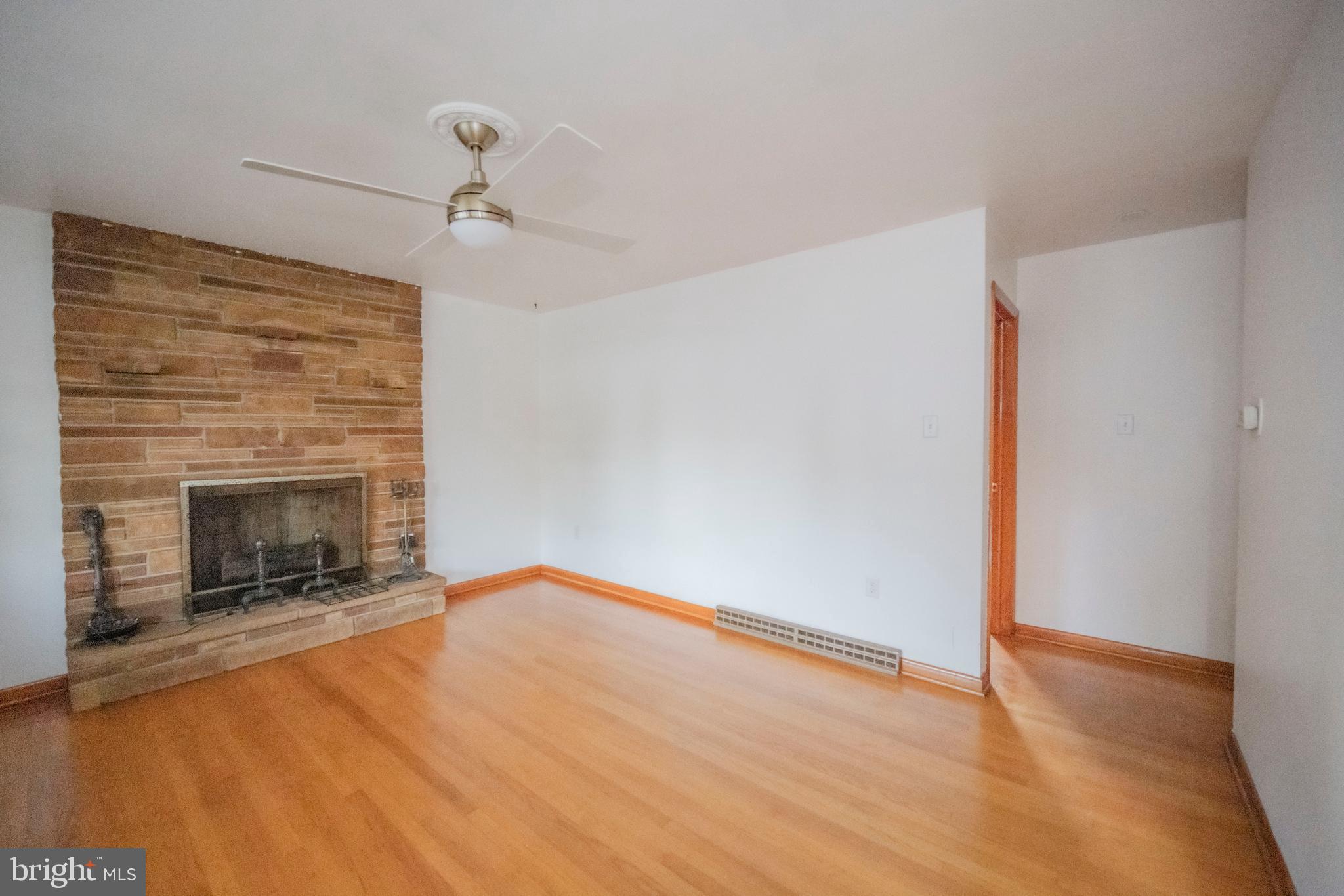237 Nottingham Road Hagerstown, MD 21740 - Photo 4 of 26 Gallery Image 4