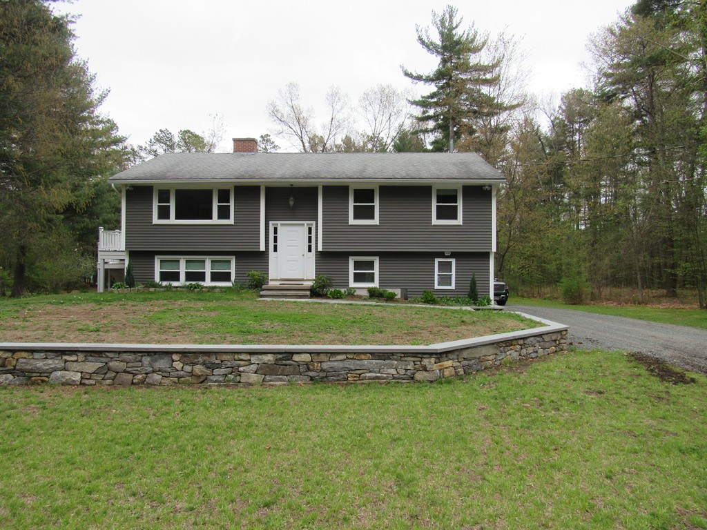 91 Pequot Road Southampton, MA 01073 - Photo 1 of 20