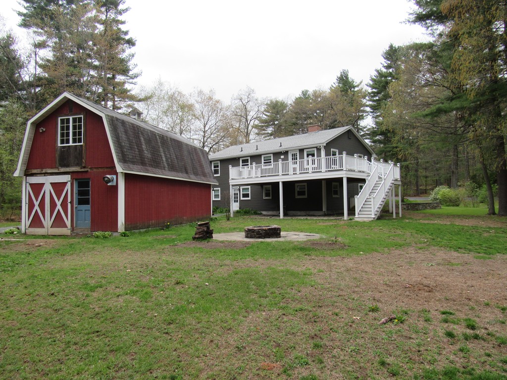 91 Pequot Road Southampton, MA 01073 - Photo 4 of 20