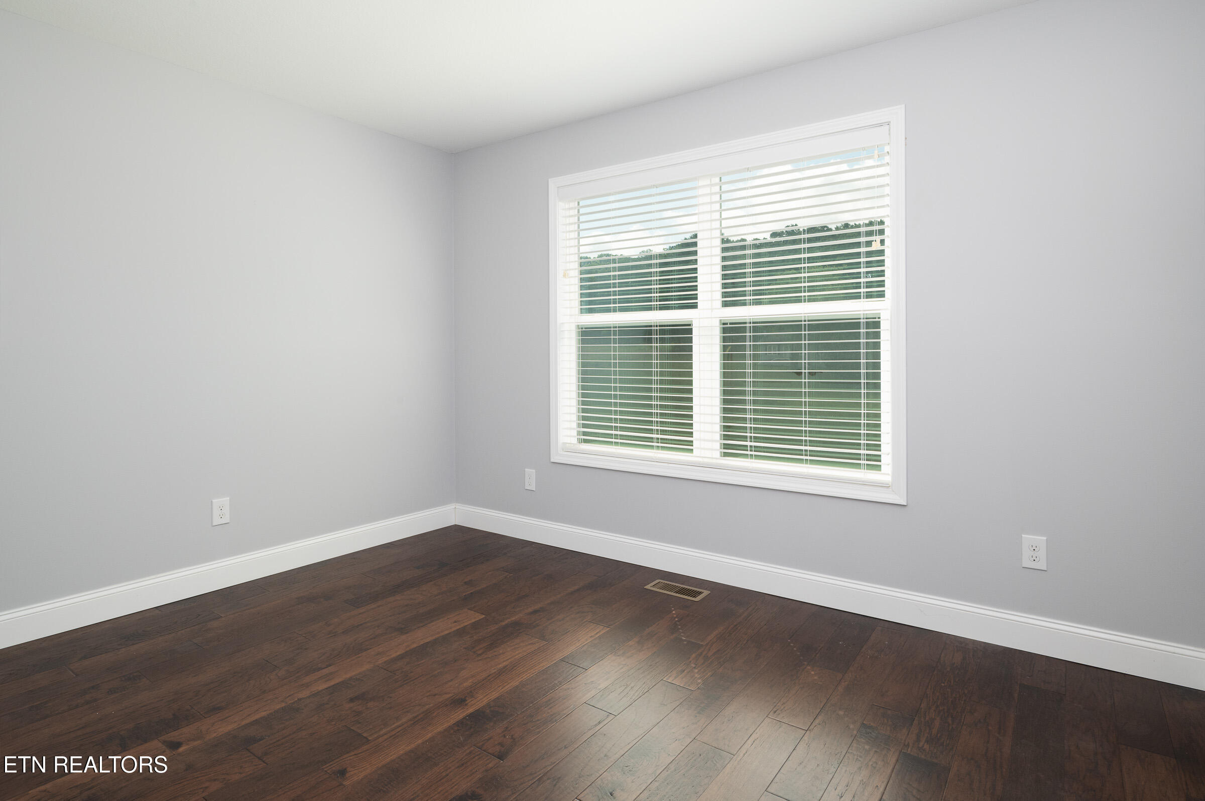7090 Loudon Ridge Road Lenoir City, TN 37771 - Photo 17 of 28 BR 2