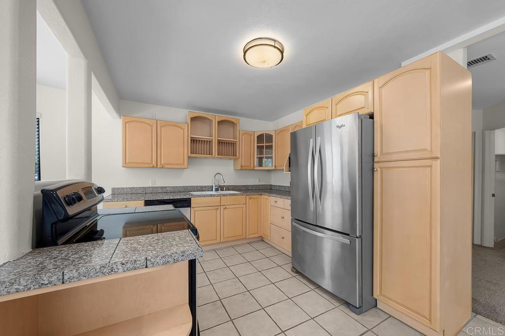 7302 Alicante Road, Unit 3 Carlsbad, CA 92009 - Photo 22 of 47