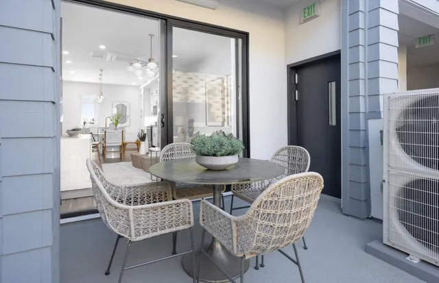 $1,412,031 | 2419 Willow Way, San Mateo, CA 94403