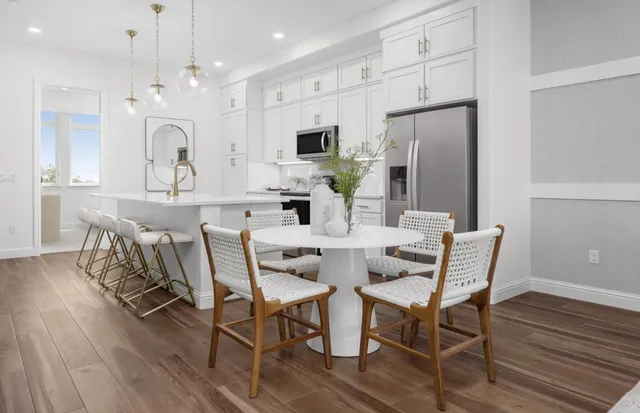 $1,412,031 | 2419 Willow Way, San Mateo, CA 94403