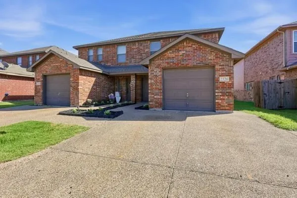 $2,050 | 2320 Bloomfield Drive, Arlington, TX 76012